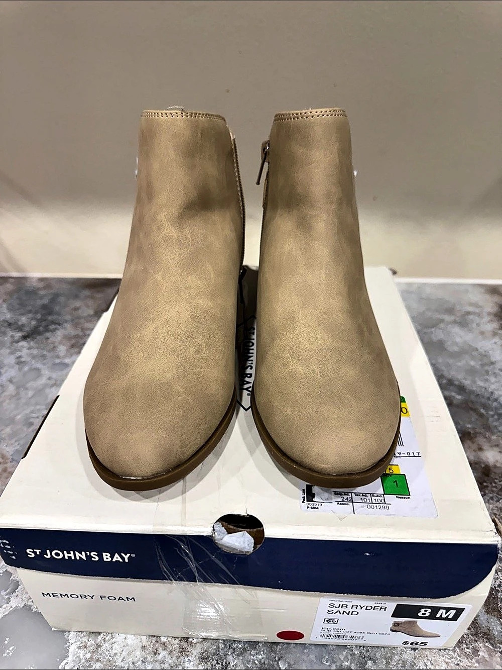 St. John's Bay Ryder Ankle Boot Brown US 8 M